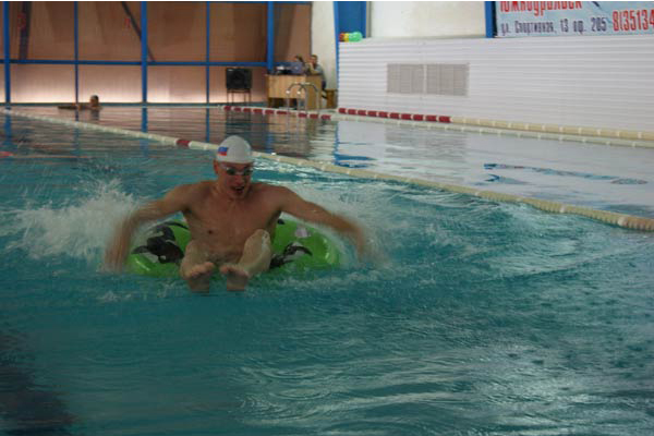 Сотрудники «Южноуральскгазком» одержали победу в соревнованиях по плаванию «Весёлый Нептун»